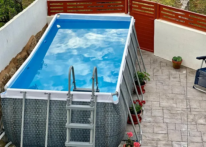Casa La Oveja Negra, Con Piscina